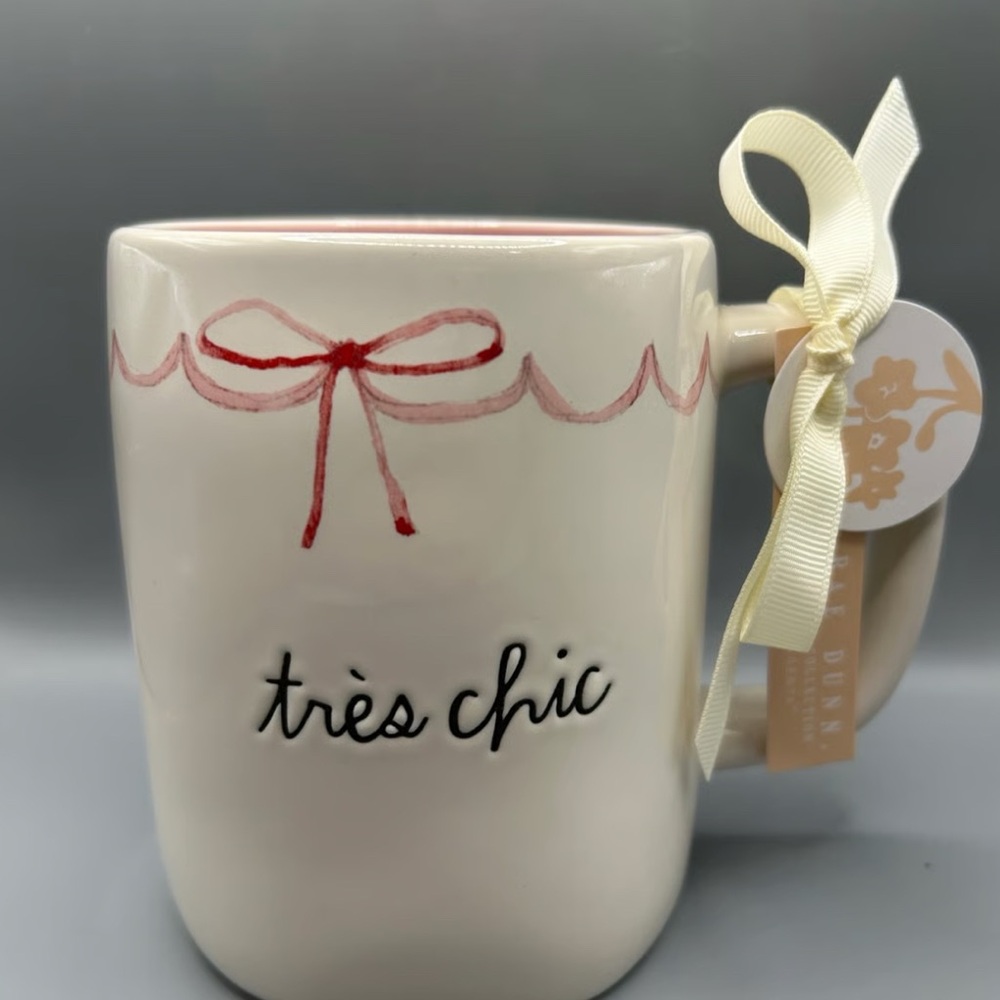 Rae Dunn Set of  Two 
Très Chic Mugs - Picture 3 of 6